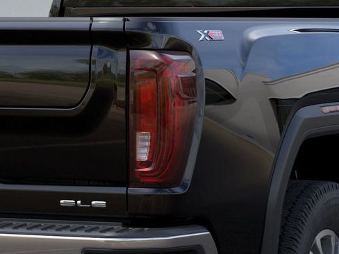 New 2026 GMC Sierra 3500 SLE w/ SLE Value Package AWD/4WD image 11