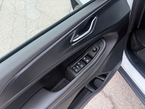 Certified 2023 Jeep Grand Cherokee L Laredo image 20