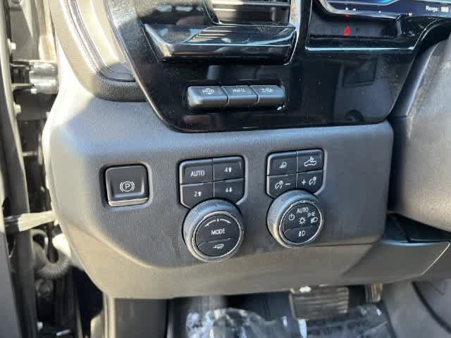 Used 2023 Chevrolet Silverado 1500 ZR2 w/ Technology Package AWD/4WD image 34