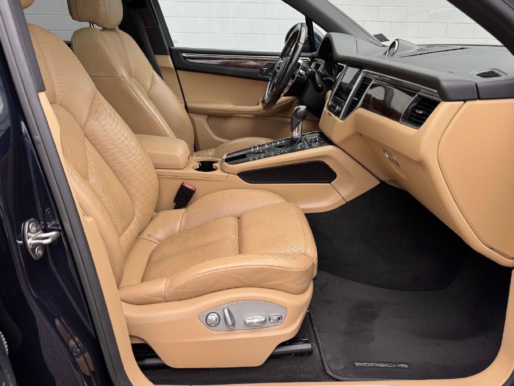 Used 2017 Porsche Macan S AWD/4WD image 13
