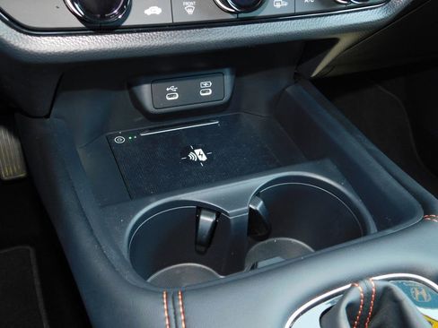 Certified 2026 Honda HR-V Sport image 34