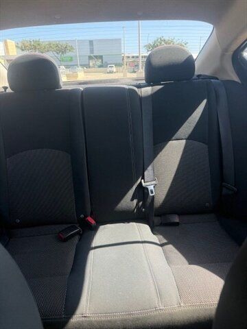 Used 2016 Nissan Versa SV FWD image 14