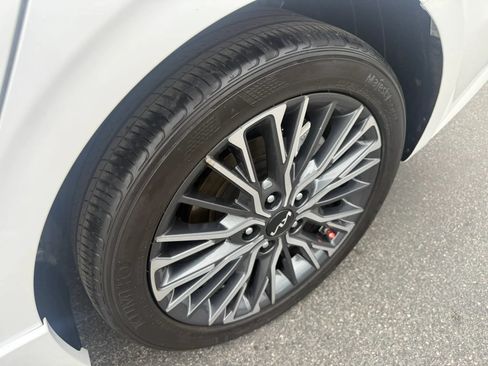 Used 2024 Kia Forte GT-Line FWD image 30