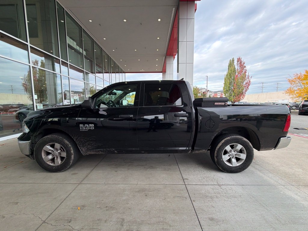 Used 2023 RAM 1500 Classic SLT w/ Trailer & Traction Group AWD/4WD image 1