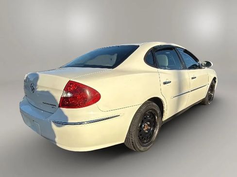 Used 2009 Buick LaCrosse CX image 5