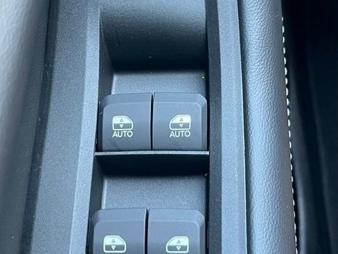 New 2025 Jeep Grand Cherokee L Laredo w/ Trailer Tow Package image 6