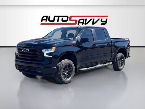 Used 2024 Chevrolet Silverado 1500 LT Trail Boss AWD/4WD image 3