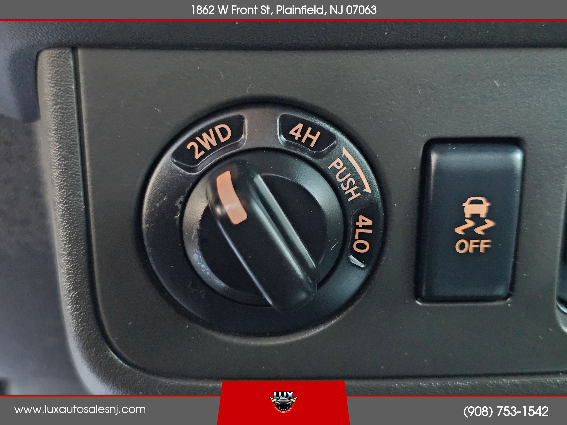 Used 2015 Nissan Frontier SV AWD/4WD image 30