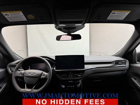 Used 2023 Ford Escape ST-Line w/ Tech Pack #1 image 11