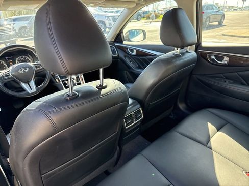 Used 2018 INFINITI Q50 Luxe w/ Essential Package (3.0T Luxe) AWD/4WD image 25