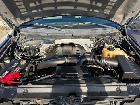 Used 2011 Ford F150 XLT w/ XLT Chrome Pkg image 33