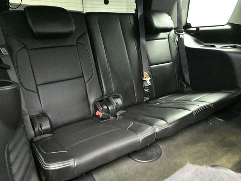 Used 2015 GMC Yukon Denali w/ Premium Package image 21