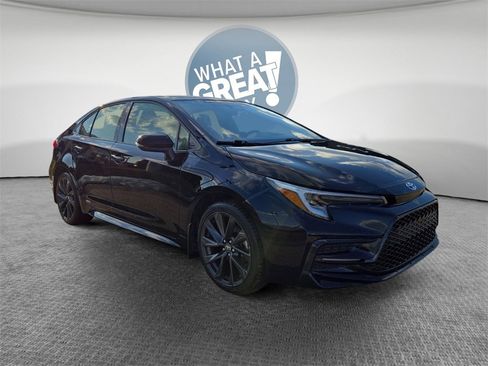 Used 2023 Toyota Corolla SE image 1