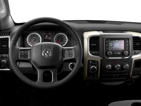 Used 2016 RAM 1500 Big Horn RWD image 11