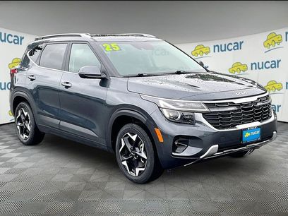 Used 2025 Kia Seltos EX w/ EX Sunroof Package