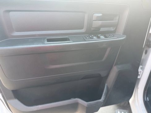 Used 2021 RAM 2500 Tradesman w/ Chrome Appearance Group AWD/4WD image 15