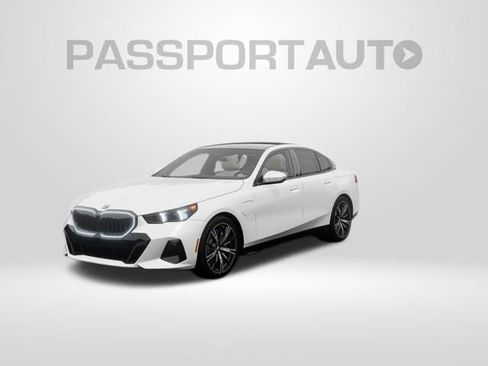 New 2027 BMW 550e xDrive AWD/4WD image 1