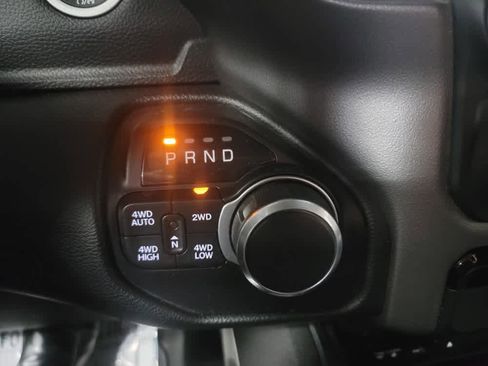 Used 2019 RAM 1500 Big Horn image 22