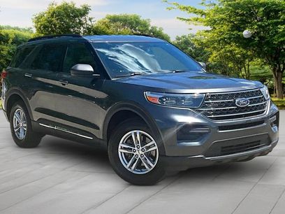 Certified 2020 Ford Explorer XLT w/ Comfort Package