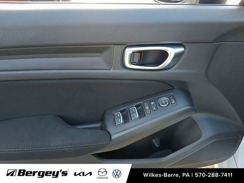 Used 2023 Honda Civic Sport image 14