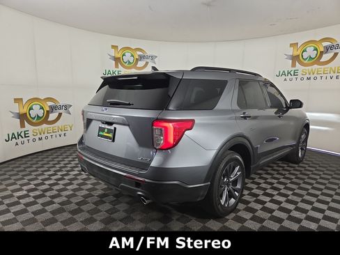 Used 2023 Ford Explorer XLT w/ Equipment Group 202A AWD/4WD image 9
