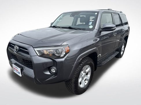 Used 2022 Toyota 4Runner SR5 Premium image 10