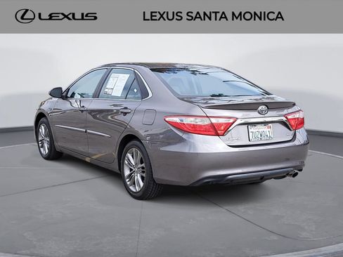 Used 2017 Toyota Camry SE FWD image 7