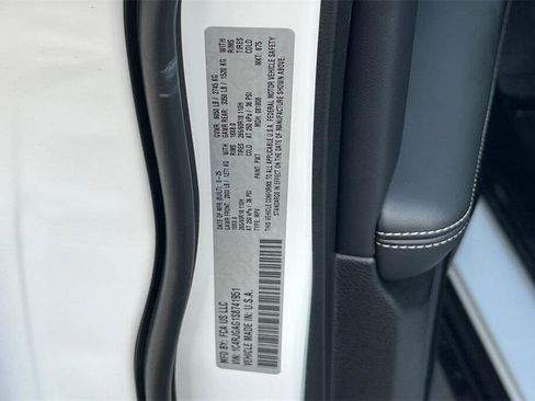 New 2025 Jeep Grand Cherokee Laredo X w/ Luxury Tech Group I image 27