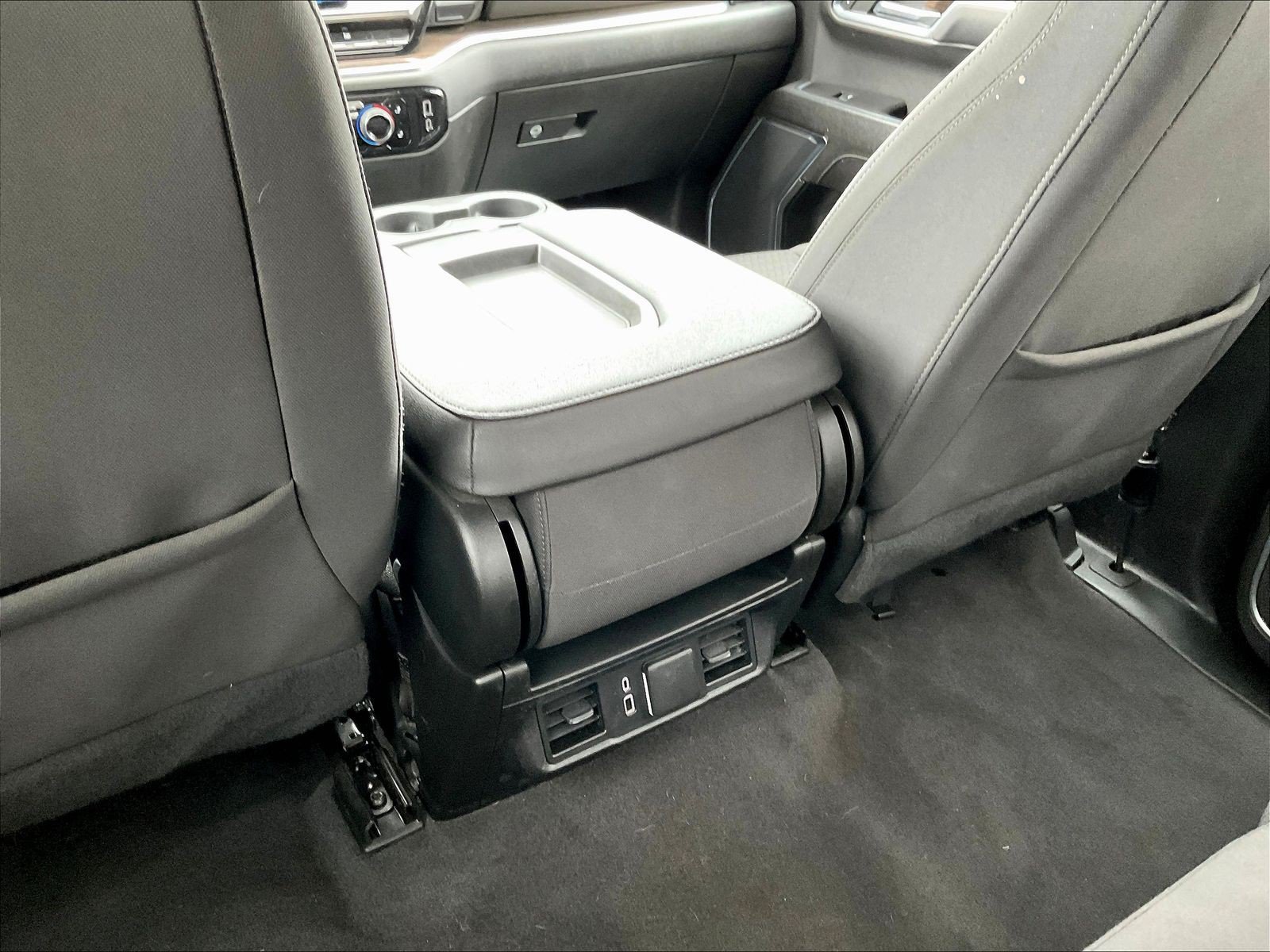 Used 2023 Chevrolet Silverado 1500 LT AWD/4WD image 14