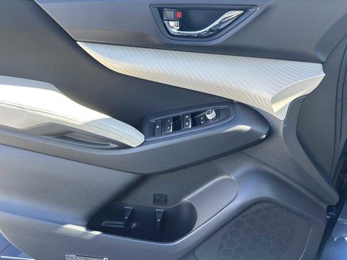 Used 2020 Subaru Ascent Premium w/ Convenience Package image 17