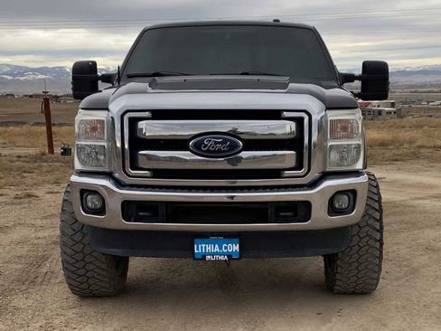 Used 2015 Ford F250 Lariat w/ Lariat Interior Package image 3