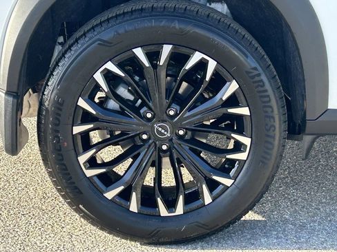 New 2026 Nissan Rogue SV image 7