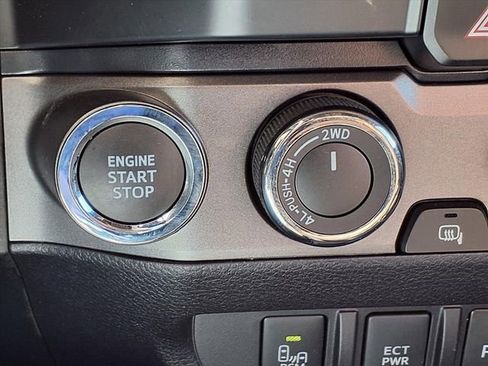 Used 2023 Toyota Tacoma TRD Off-Road w/ Technology Package image 12