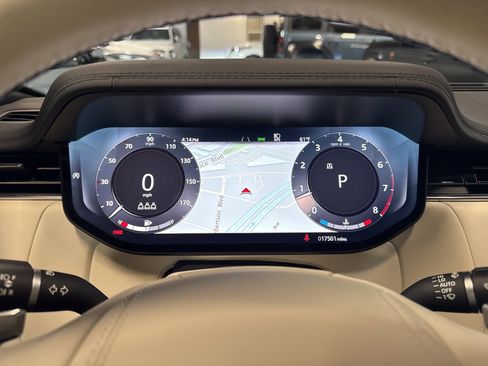 Used 2024 Land Rover Range Rover SE image 30