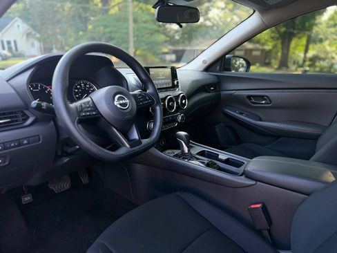 Used 2025 Nissan Sentra S FWD image 10