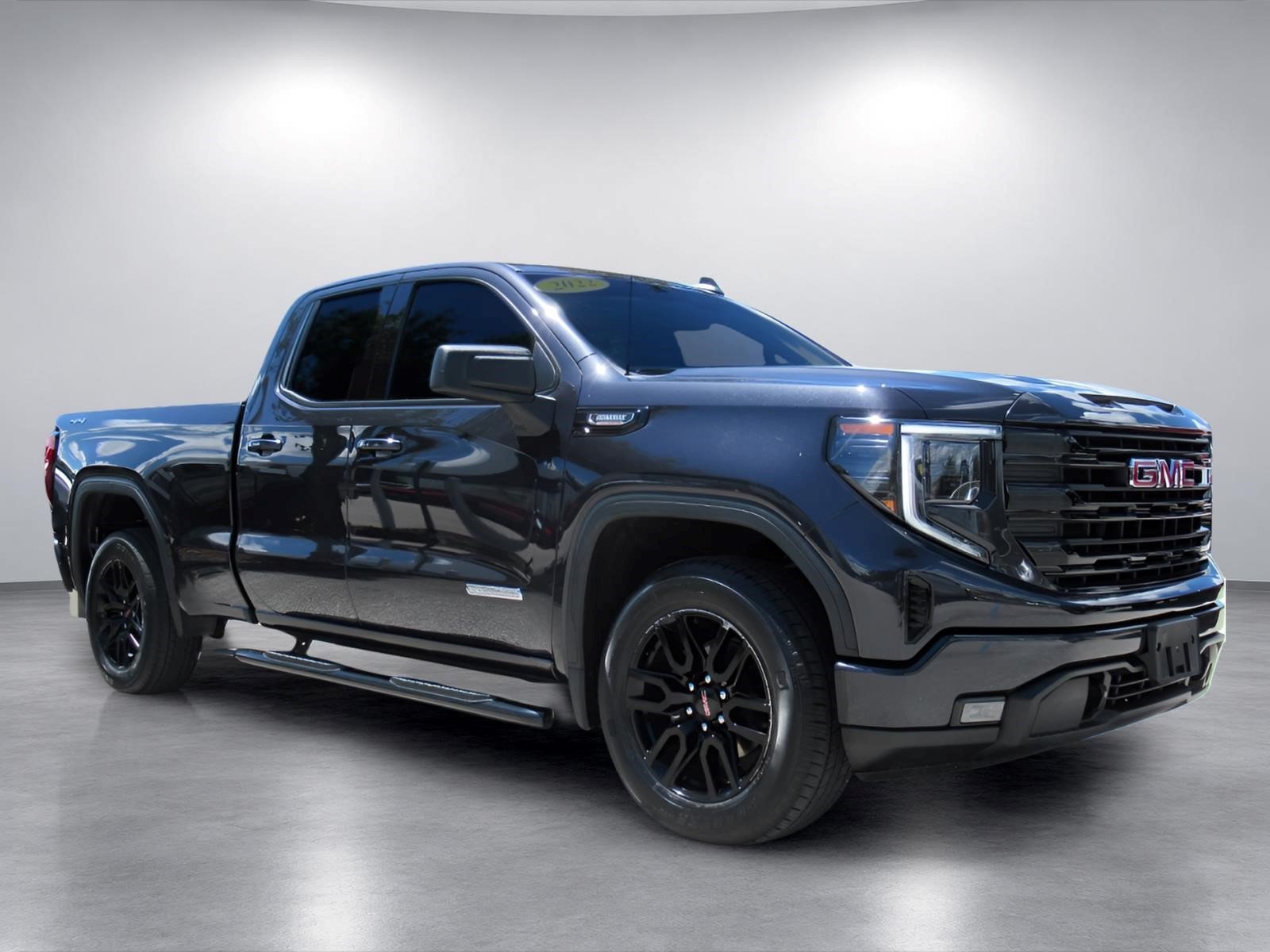 Used 2022 GMC Sierra 1500 Elevation AWD/4WD image 1