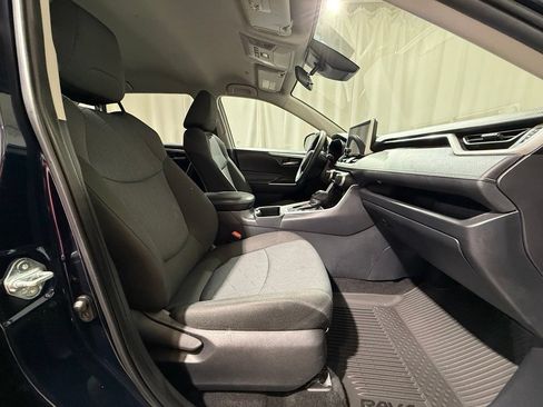 Certified 2025 Toyota RAV4 XLE AWD/4WD image 21