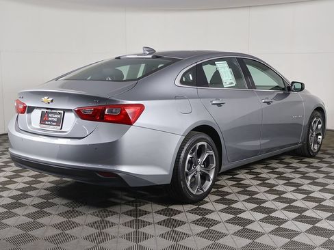 Used 2024 Chevrolet Malibu LT FWD image 9