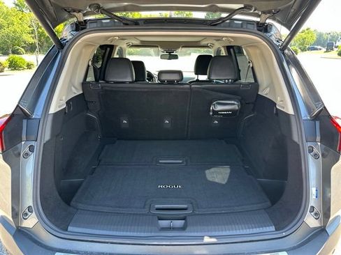 Used 2021 Nissan Rogue Platinum AWD/4WD image 30