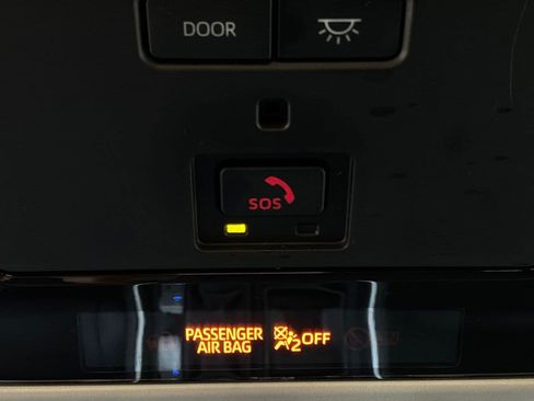 Used 2024 Toyota Grand Highlander AWD image 28