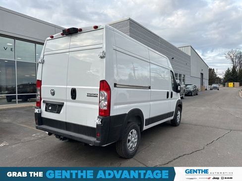 New 2024 RAM ProMaster 1500 w/ Quick Order Package 22G SLT image 7