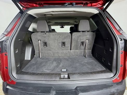 Used 2020 Chevrolet Traverse LT w/ LPO, Floor Liner Package image 26