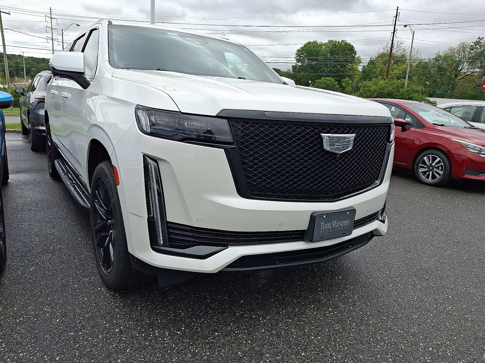 Used 2022 Cadillac Escalade ESV Sport Platinum AWD/4WD image 1
