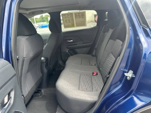 Used 2026 Nissan Kicks SV w/ SV Premium Package AWD/4WD image 17