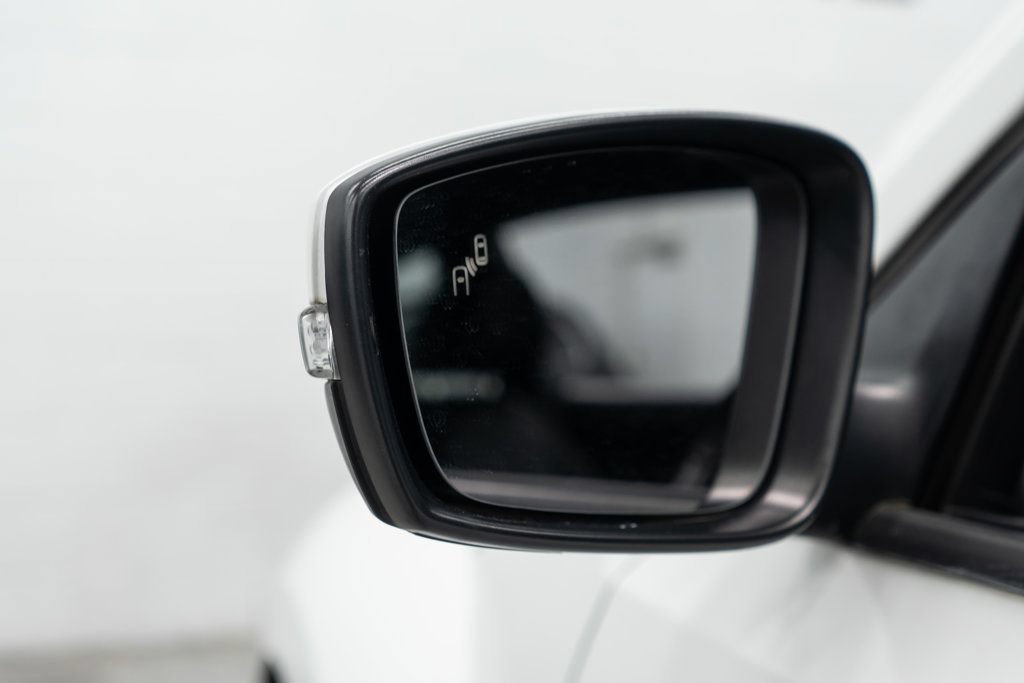 Used 2019 Volkswagen Beetle 2.0T S FWD image 38