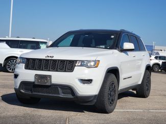 Used 2020 Jeep Grand Cherokee Laredo RWD video 2
