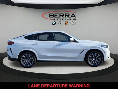 Used 2025 BMW X2 M35i image 2