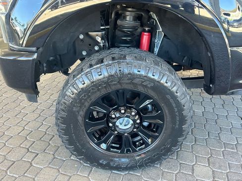 Used 2022 Ford F250 Lariat w/ Tremor Off-Road Package image 22