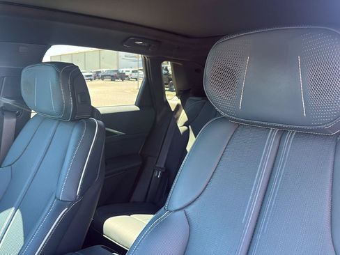 Used 2024 Cadillac Lyriq Luxury w/ Nappa Leather Package RWD image 28