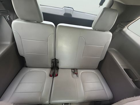 Used 2020 Chevrolet Traverse Premier FWD image 12